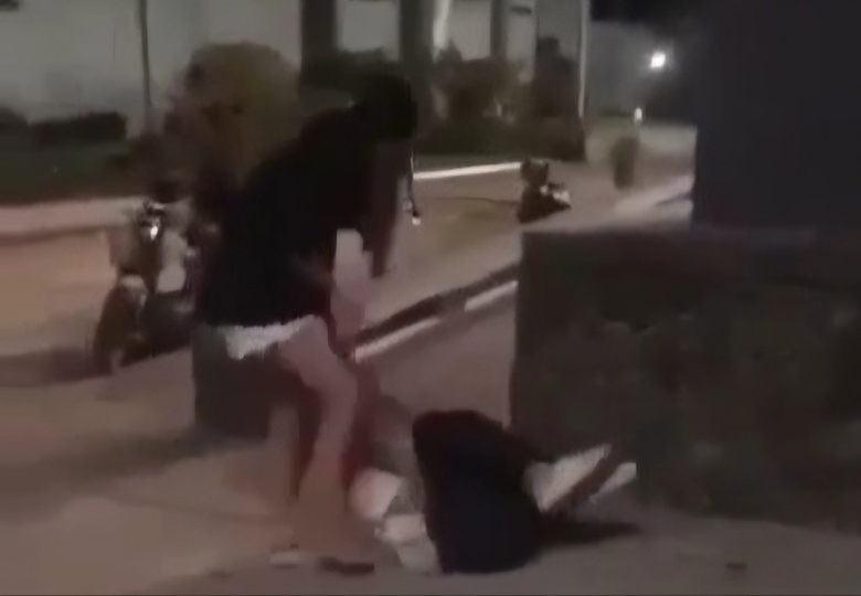 Nữ sinh lớp 6 ở Đ&agrave; Nẵng bị đ&aacute;nh hội đồng, chấn động n&atilde;o- Ảnh 1.