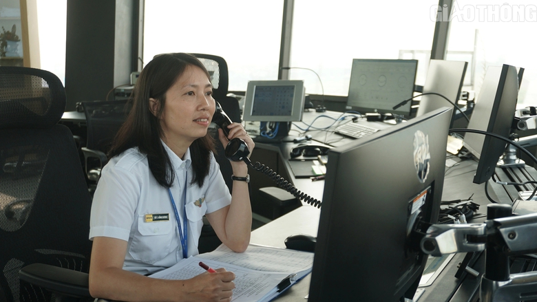 Kh&aacute;nh th&agrave;nh đ&agrave;i kiểm so&aacute;t kh&ocirc;ng lưu thiết kế hoa ban c&aacute;ch điệu độc đ&aacute;o- Ảnh 4.