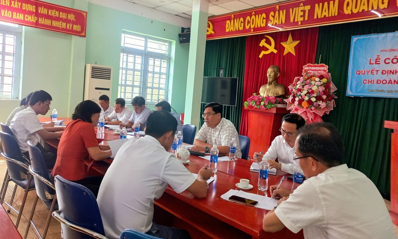 Đồng Nai điều nhiều c&aacute;n bộ về phường hỗ trợ giải quyết hồ sơ mặt bằng cao tốc- Ảnh 3.