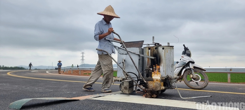 Tạm dừng khai th&aacute;c hai n&uacute;t giao tr&ecirc;n cao tốc Mai Sơn - Quốc lộ 45- Ảnh 2.