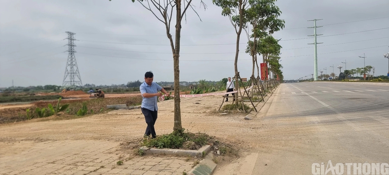 Thi c&ocirc;ng 2 dự &aacute;n gần ngh&igrave;n tỷ "qu&ecirc;n" xin đấu nối: Chủ đầu tư nhận thiếu s&oacute;t- Ảnh 2.