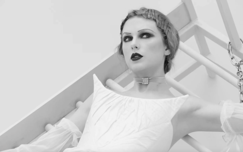 Tin giải tr&iacute; 24/4: Diễn vi&ecirc;n H&agrave;n Quốc 64 tuổi ly h&ocirc;n, kiện chồng quấy rối t&igrave;nh dục- Ảnh 4.