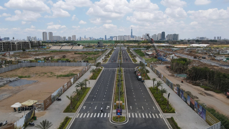 Tuyến đường l&agrave;m 8 năm vẫn đứt qu&atilde;ng ở TP Thủ Đức- Ảnh 3.