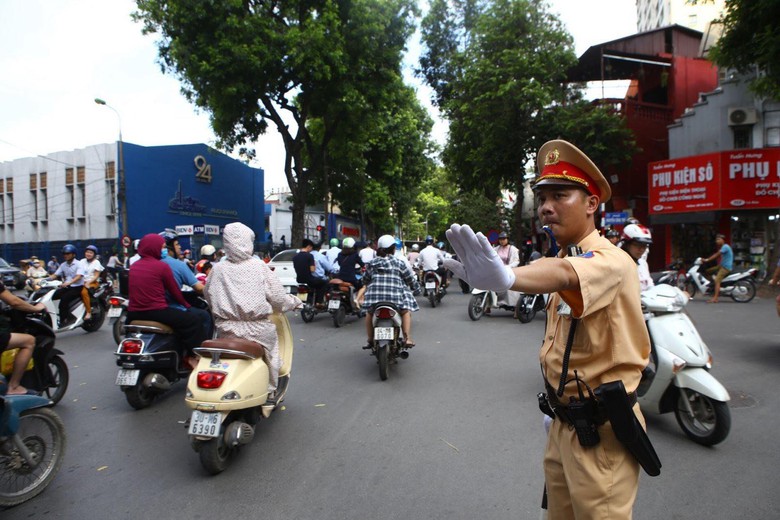 C&aacute;c điểm đỗ xe phục vụ người d&acirc;n thăm, viếng Lăng Chủ tịch Hồ Ch&iacute; Minh dịp lễ 30/4- Ảnh 1.