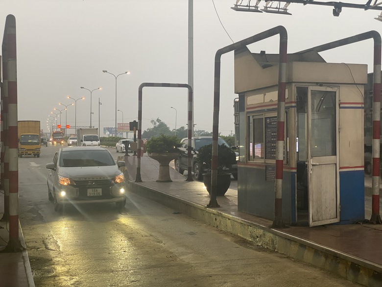 Trạm thu ph&iacute; cửa ng&otilde; Thủ đ&ocirc; th&ocirc;ng tho&aacute;ng ng&agrave;y cuối trước kỳ nghỉ lễ 30/4- Ảnh 6.