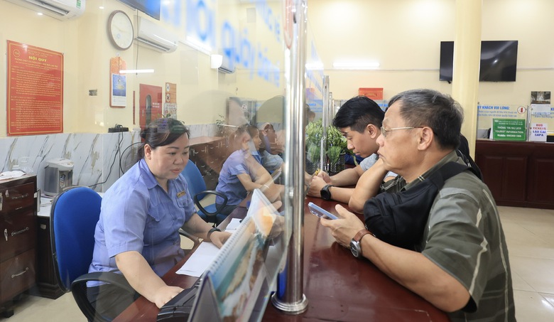 Quy định mới về đổi, trả vé tàu dịp hè- Ảnh 1. Quy định mới về đổi, trả vé tàu dịp hè- Ảnh 1.