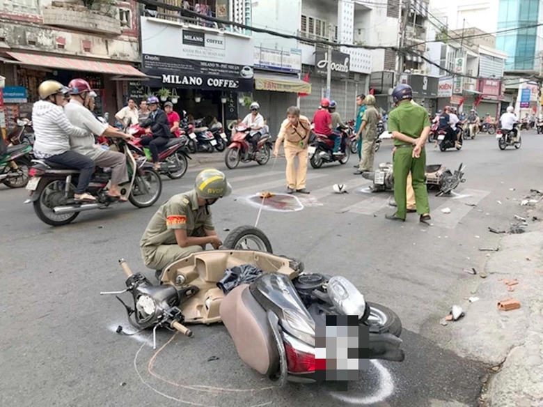 Truy t&igrave;m thanh ni&ecirc;n đeo k&iacute;nh trắng g&acirc;y tai nạn với một học sinh rồi bỏ chạy- Ảnh 1.