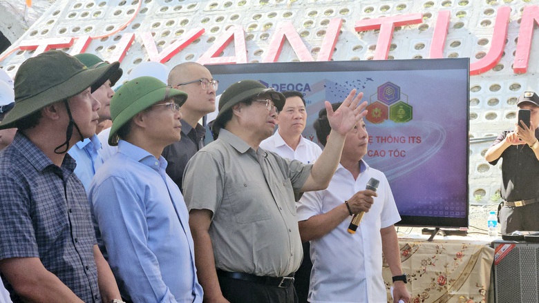 Thủ tướng: Phấn đấu ho&agrave;n th&agrave;nh cao tốc Ch&iacute; Thạnh - V&acirc;n Phong dịp 2/9/2025- Ảnh 9.