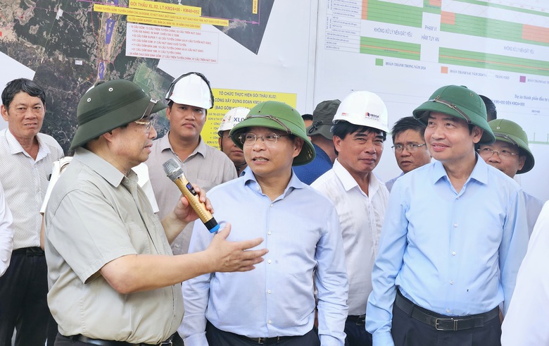 Thủ tướng: Phấn đấu ho&agrave;n th&agrave;nh cao tốc Ch&iacute; Thạnh - V&acirc;n Phong dịp 2/9/2025- Ảnh 1.