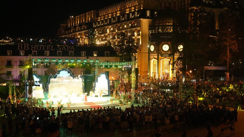 Lượng kh&aacute;ch đổ về Sa Pa, Đồng Văn, Tam Đảo dịp nghỉ lễ kh&ocirc;ng c&oacute; đột biến- Ảnh 1.