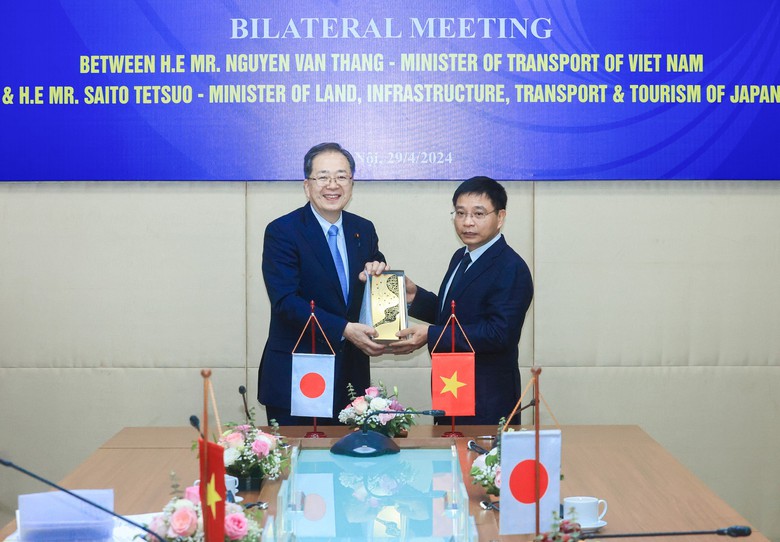 K&yacute; hợp t&aacute;c to&agrave;n diện lĩnh vực GTVT giữa Việt Nam - Nhật Bản- Ảnh 5.