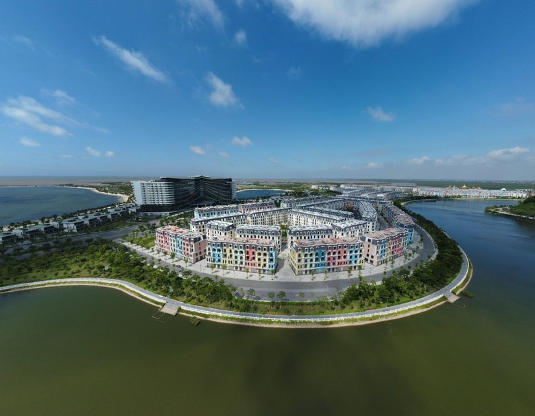 C&ocirc;ng vi&ecirc;n &aacute;nh s&aacute;ng Đồi Rồng ch&iacute;nh thức khai trương, tạo điểm nhấn cho du lịch Hải Ph&ograve;ng- Ảnh 3.