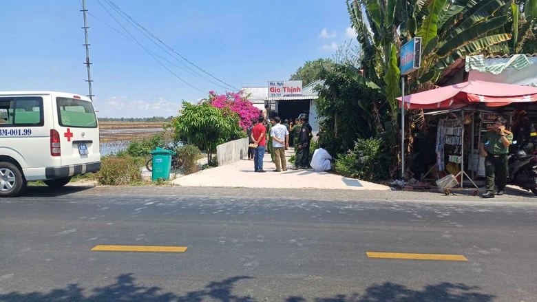 Giải cứu người phụ nữ bị học vi&ecirc;n trốn trại cai nghiện bắt l&agrave;m con tin- Ảnh 1.