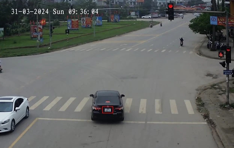 Mỗi tuần vẫn c&oacute; h&agrave;ng trăm t&agrave;i xế bị phạt nguội tại Bắc Giang- Ảnh 1.