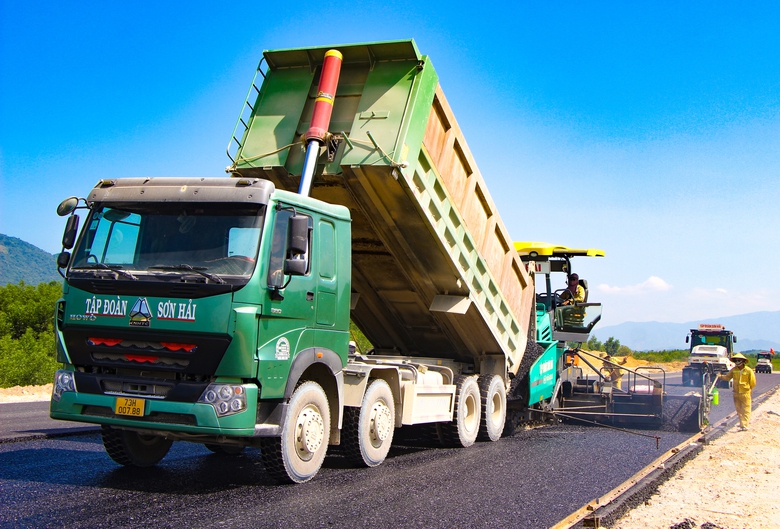 Cao tốc qua miền Trung: Kh&ocirc;ng lo thiếu tiền, chỉ ngại mặt bằng- Ảnh 5.