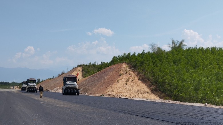 Cao tốc qua miền Trung: Kh&ocirc;ng lo thiếu tiền, chỉ ngại mặt bằng- Ảnh 6.