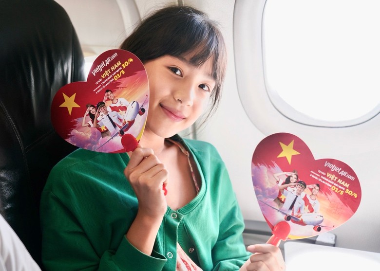 Bất ngờ với ca kh&uacute;c Hello Việt Nam đặc biệt mừng lễ 30/4 - 1/5- Ảnh 7.