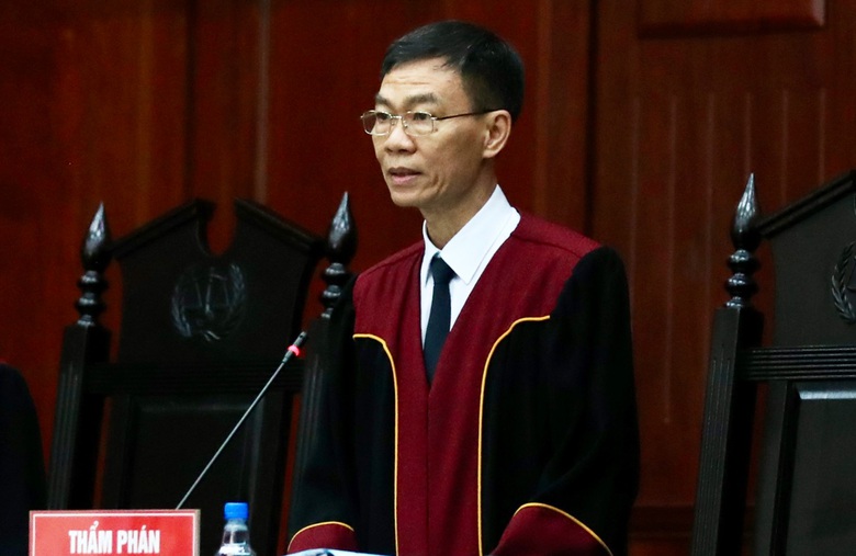 B&agrave; Nguyễn Phương Hằng được giảm &aacute;n từ 3 năm xuống c&ograve;n 2 năm 9 th&aacute;ng t&ugrave;- Ảnh 1.