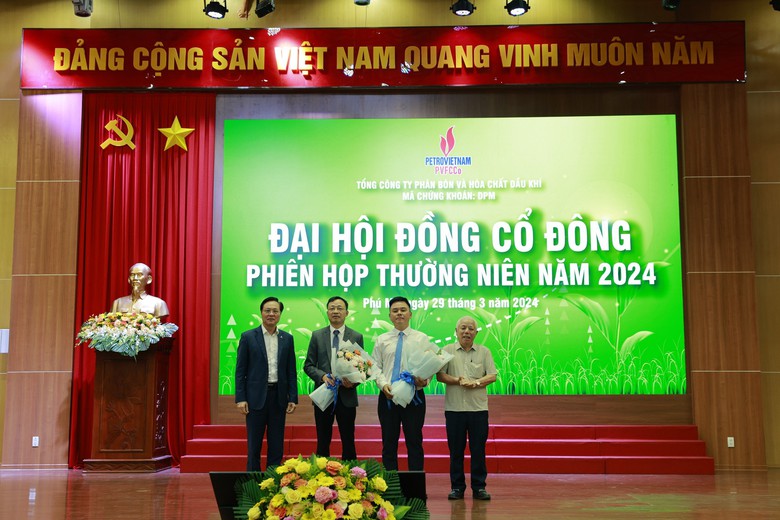 PVFCCo tổ chức th&agrave;nh c&ocirc;ng Đại hội đồng cổ đ&ocirc;ng thường ni&ecirc;n 2024- Ảnh 3.