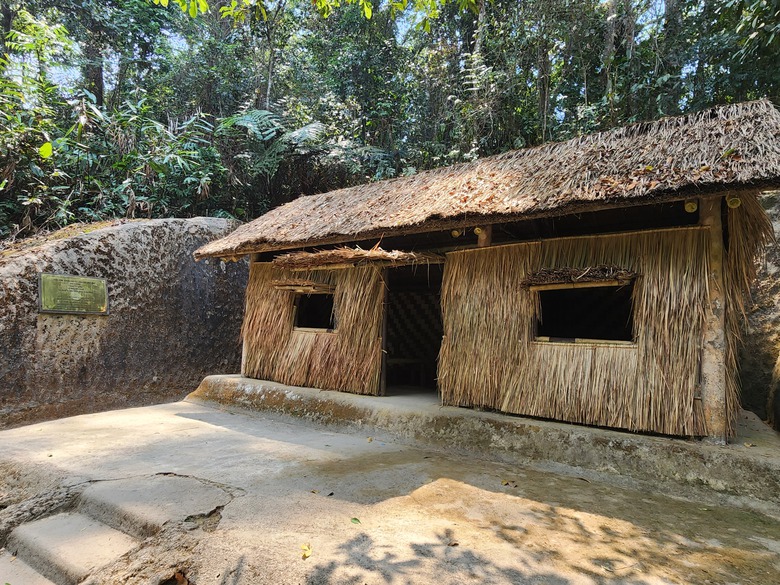 Sống lại thời kỳ h&agrave;o h&ugrave;ng của d&acirc;n tộc khi đặt ch&acirc;n đến Điện Bi&ecirc;n- Ảnh 11.