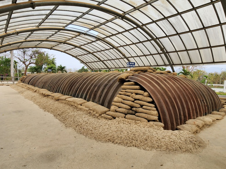 Sống lại thời kỳ h&agrave;o h&ugrave;ng của d&acirc;n tộc khi đặt ch&acirc;n đến Điện Bi&ecirc;n- Ảnh 8.