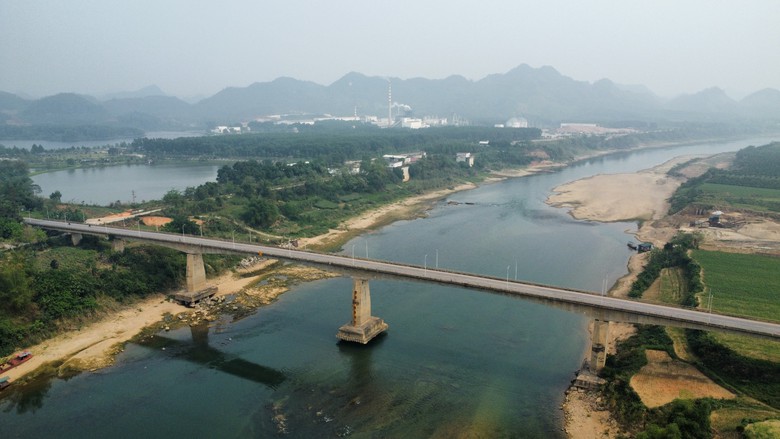 Cầu An H&ograve;a ở Tuy&ecirc;n Quang bị x&oacute;i lở, lộ trơ m&oacute;ng- Ảnh 3.
