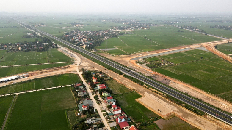 Ngắm trục h&agrave;nh lang Đ&ocirc;ng T&acirc;y 3.600 tỷ đồng của H&agrave; Nam từ tr&ecirc;n cao- Ảnh 25.