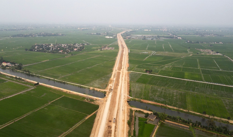 Ngắm trục h&agrave;nh lang Đ&ocirc;ng T&acirc;y 3.600 tỷ đồng của H&agrave; Nam từ tr&ecirc;n cao- Ảnh 21.