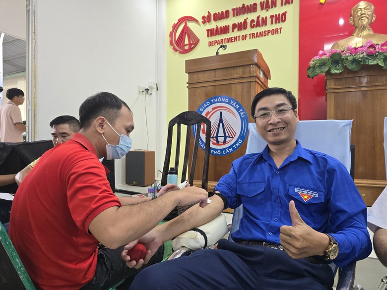 6 đơn vị ng&agrave;nh giao th&ocirc;ng ở miền T&acirc;y tổ chức ng&agrave;y hội hiến m&aacute;u- Ảnh 7.