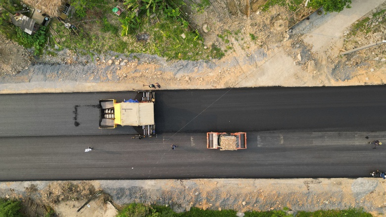 Đại lộ rộng thứ hai Nghệ An sắp h&igrave;nh th&agrave;nh, từ TP. Vinh đến ven s&ocirc;ng Lam chỉ 8 ph&uacute;t l&aacute;i xe- Ảnh 3.