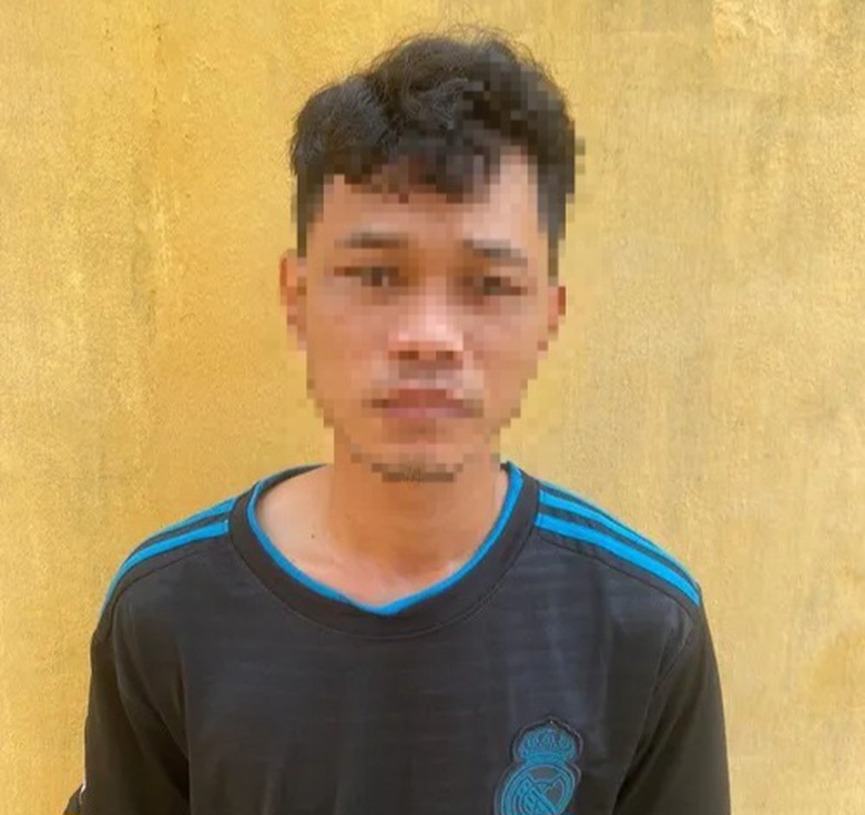 Bị y&ecirc;u cầu đo nồng độ cồn, ma men cắn CSGT- Ảnh 1.