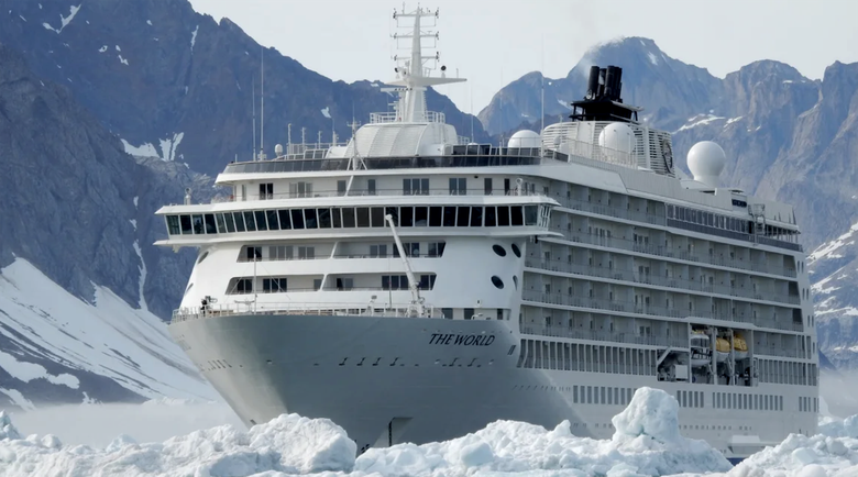 Th&uacute; vui của giới si&ecirc;u gi&agrave;u tr&ecirc;n chiếc &ldquo;chung cư tr&ecirc;n biển&rdquo;- Ảnh 1.