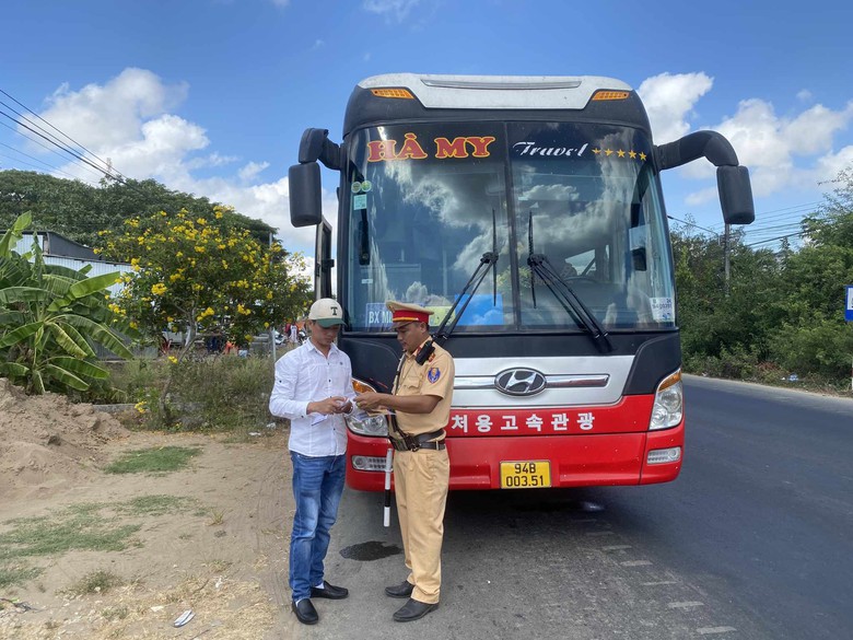 S&oacute;c Trăng: Hơn 200 vi phạm ATGT bị xử l&yacute; qua dữ liệu camera gi&aacute;m s&aacute;t an ninh- Ảnh 1.