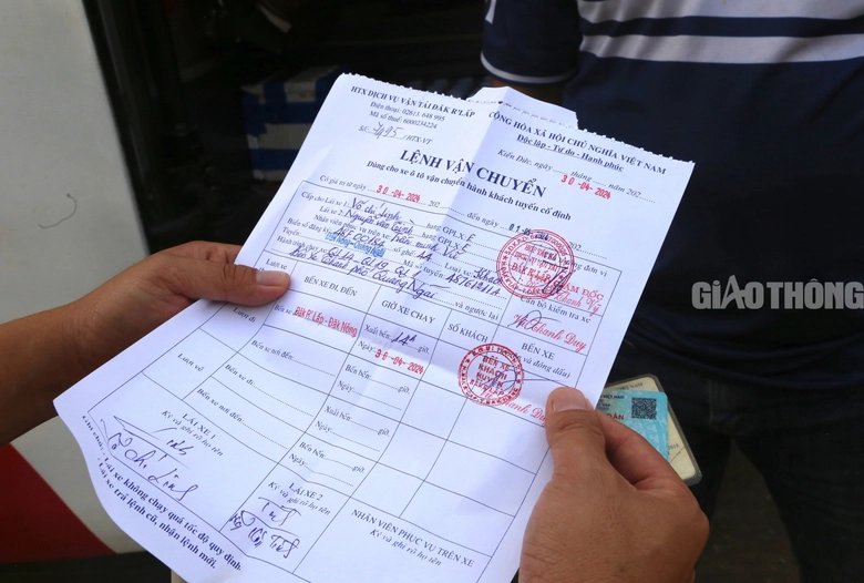 Kiểm so&aacute;t chặt vi phạm của xe kh&aacute;ch tr&ecirc;n đường Hồ Ch&iacute; Minh- Ảnh 8.