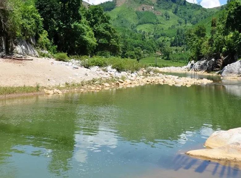 Từ Thanh H&oacute;a v&agrave;o Quảng Ng&atilde;i thăm cha mẹ dịp lễ th&igrave; bị đuối nước- Ảnh 1.