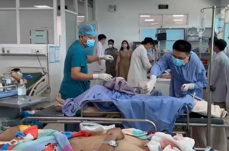 To&agrave;n cảnh vụ nổ l&ograve; hơi khiến 6 người tử vong, 5 người bị thương- Ảnh 14.
