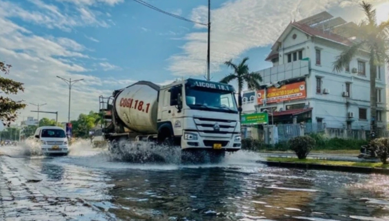 Chi 27 tỷ đồng khắc phục ngập lụt khu d&acirc;n cư lấn biển m&agrave; B&aacute;o Giao th&ocirc;ng phản &aacute;nh- Ảnh 4.