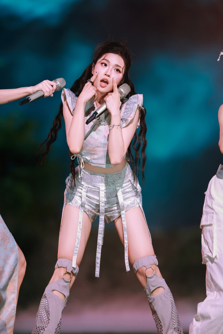 Suni Hạ Linh l&agrave;m nh&oacute;m trưởng, ph&ocirc; diễn kỹ năng rap, nhảy nhưng kh&ocirc;ng "g&aacute;nh" được đội- Ảnh 3.