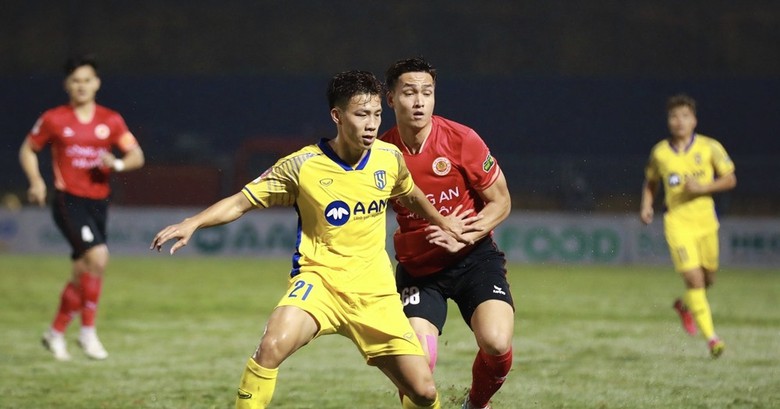 SLNA ra quyết định khiến tất cả ngỡ ng&agrave;ng trong c&aacute;c trận c&ograve;n lại tại V-League- Ảnh 2.