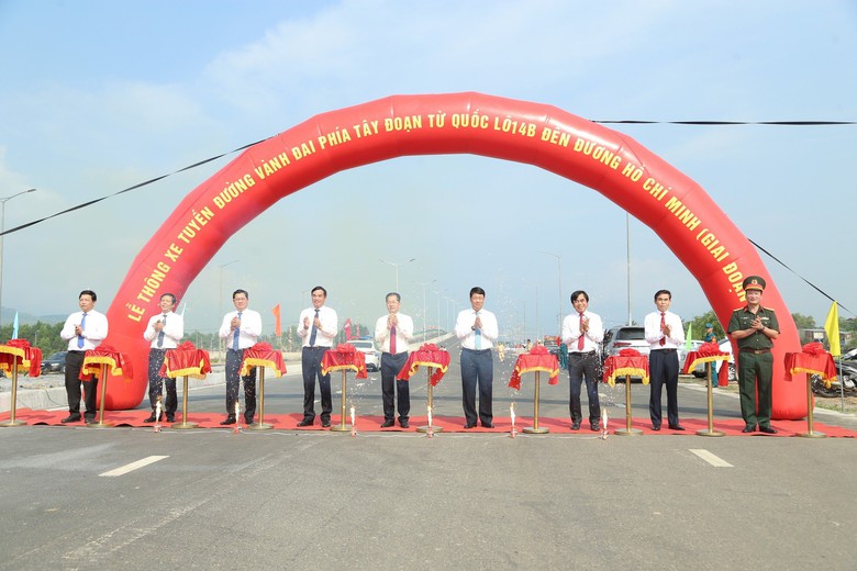 Đ&agrave; Nẵng th&ocirc;ng xe đường v&agrave;nh đai ngh&igrave;n tỉ sau 4 năm trễ hẹn- Ảnh 1.