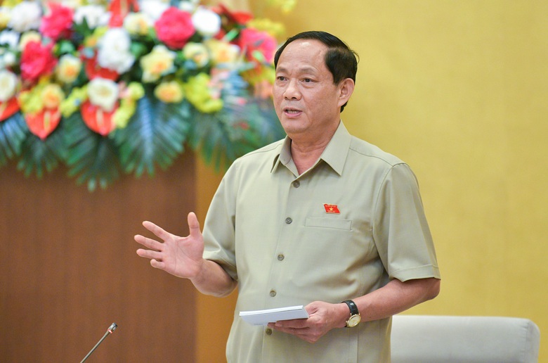 Ph&oacute; chủ tịch Quốc hội: Kh&ocirc;ng lẽ cứ để gi&aacute; v&agrave;ng "nhảy m&uacute;a" như thế?- Ảnh 1.