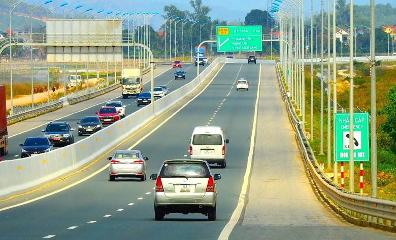 Hệ thống giao th&ocirc;ng th&ocirc;ng minh tr&ecirc;n cao tốc Bắc - Nam đang được đầu tư thế n&agrave;o?- Ảnh 1.