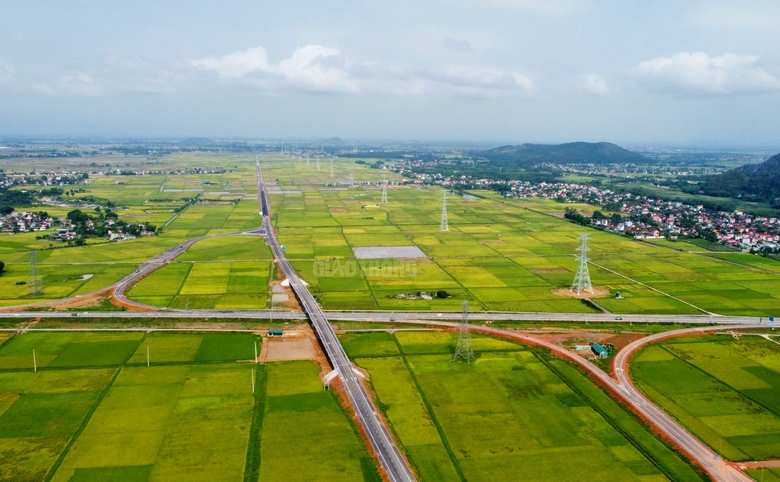 V&igrave; sao chưa mở lại n&uacute;t giao Thiệu Giang tr&ecirc;n cao tốc Mai Sơn - Quốc lộ 45?- Ảnh 2.