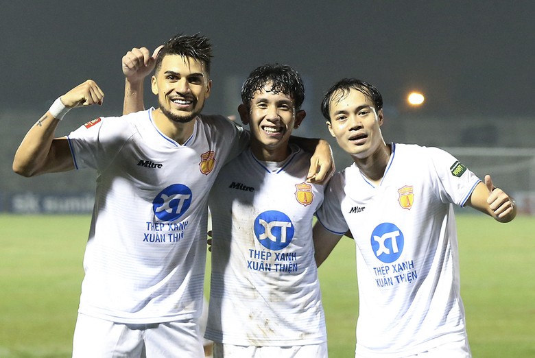 HAGL nguy cơ đứt chuỗi bất bại v&igrave; "con cưng" của bầu Đức- Ảnh 1.