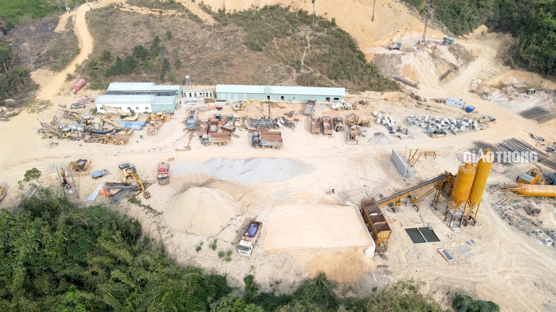 Thiếu đ&aacute; thi c&ocirc;ng cao tốc Kh&aacute;nh H&ograve;a - Bu&ocirc;n Ma Thuột, nh&agrave; thầu như ngồi tr&ecirc;n lửa- Ảnh 3.