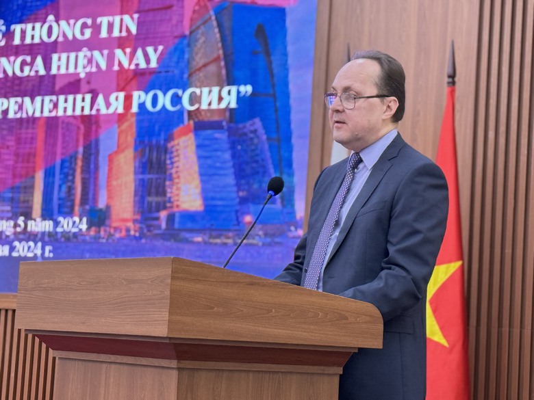 Đại sứ Nga tại Việt Nam: “Thời gian ngắn nữa, ông Putin sẽ thăm Việt Nam”- Ảnh 1. Đại sứ Nga tại Việt Nam: “Thời gian ngắn nữa, ông Putin sẽ thăm Việt Nam”- Ảnh 1.