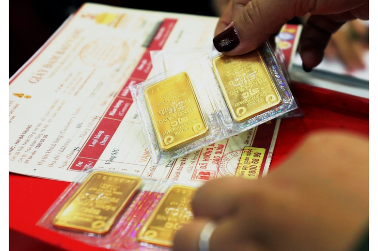 Gần 15.000 lượng v&agrave;ng được đưa ra trong phi&ecirc;n đấu thầu ng&agrave;y mai 16/5- Ảnh 1.