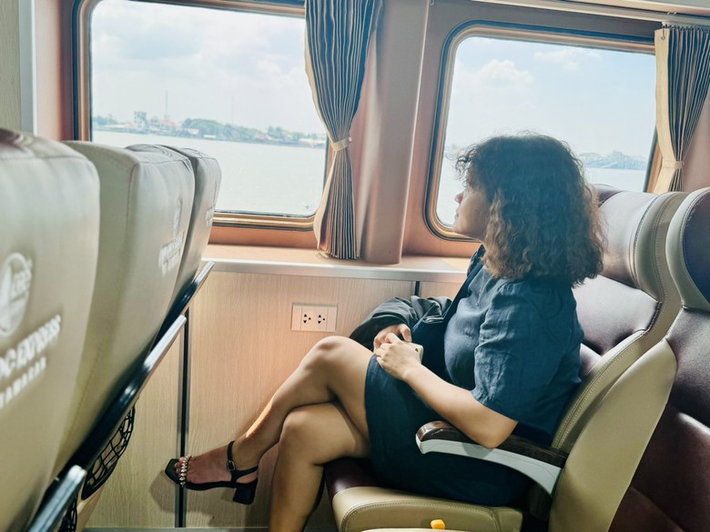 Tàu cao tốc Thăng Long đưa 300 khách đầu tiên từ TP.HCM đi Côn Đảo- Ảnh 3. Tàu cao tốc Thăng Long đưa 300 khách đầu tiên từ TP.HCM đi Côn Đảo- Ảnh 3.