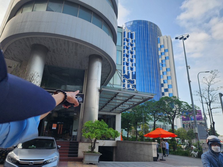 Vụ rơi k&iacute;nh tại The Coffee House: Lai lịch k&iacute;n tiếng chủ t&ograve;a nh&agrave; Việt Tower- Ảnh 1.
