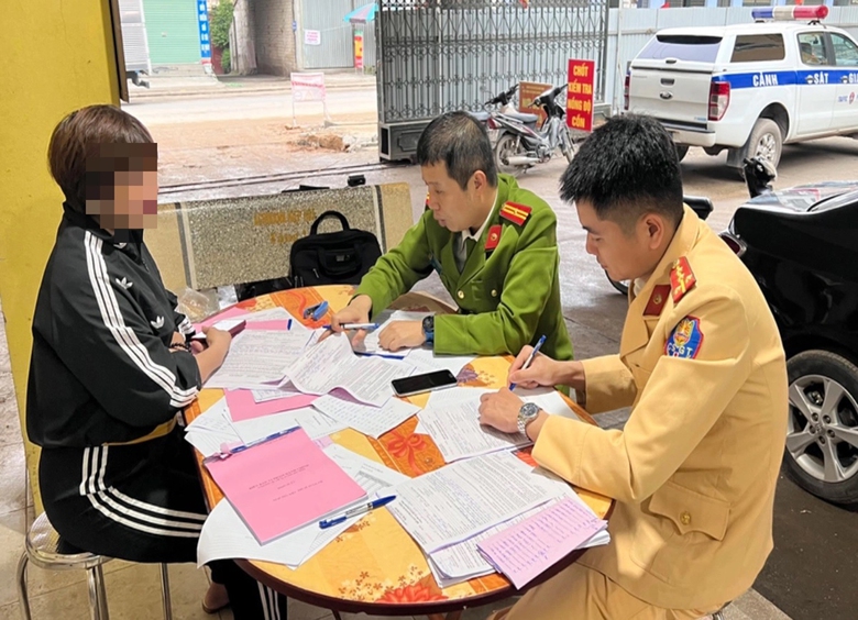 B&iacute; k&iacute;p phạt nguội xe m&aacute;y ở Bắc Giang- Ảnh 2.